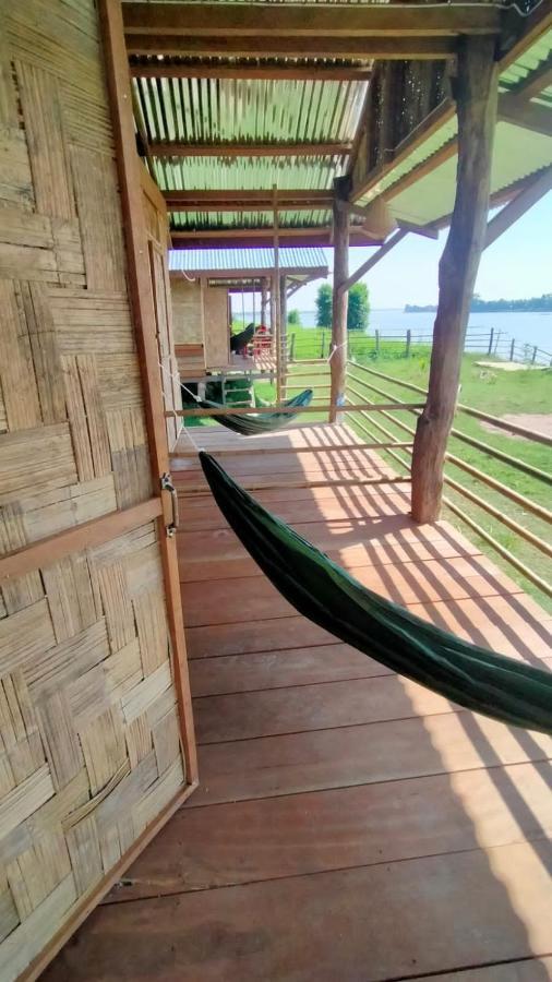 Vera Sunset Homestay Local Experience With Lao Family Muang Khong Экстерьер фото